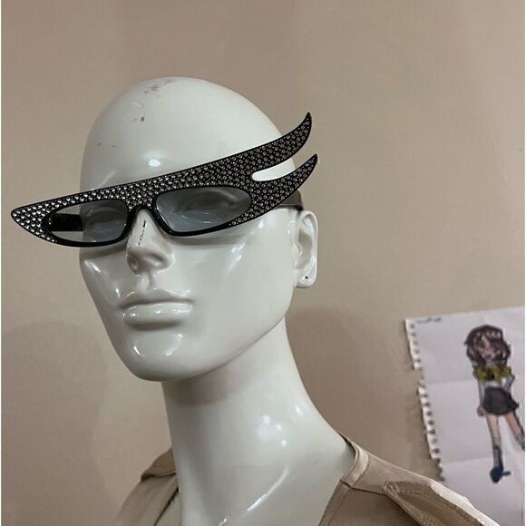 GUCCI Strassed 56MM Embellished Asymmetrical Cat Eye Sunglasses in Havana color main image 7